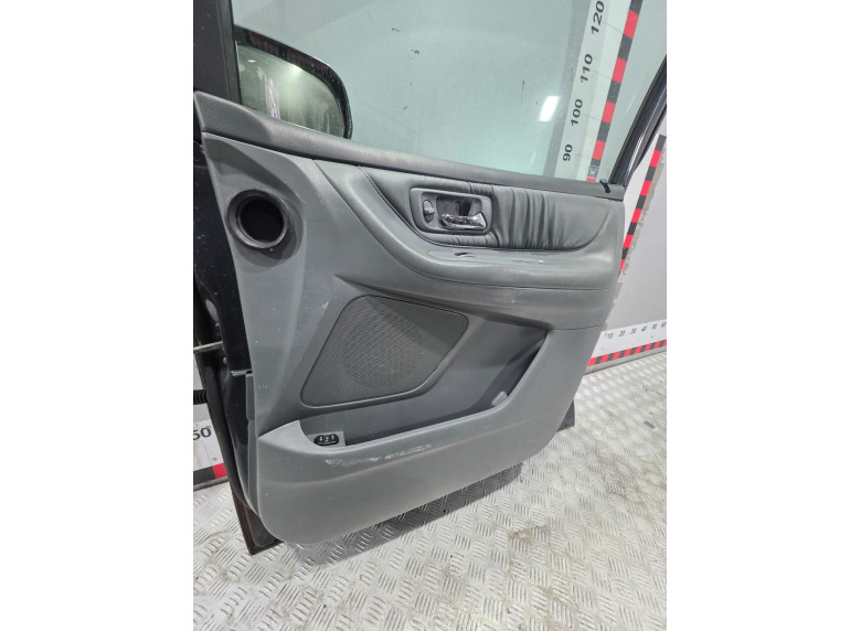 Обшивка двери передней правой (дверная карта) к Honda Odyssey, 2003г.