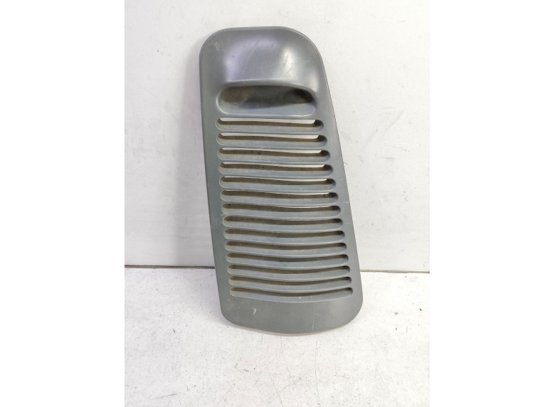 Пластик багажника к Seat Alhambra, 2001г.