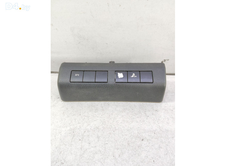 Кнопка парктроника к Peugeot 5008 2010 г.