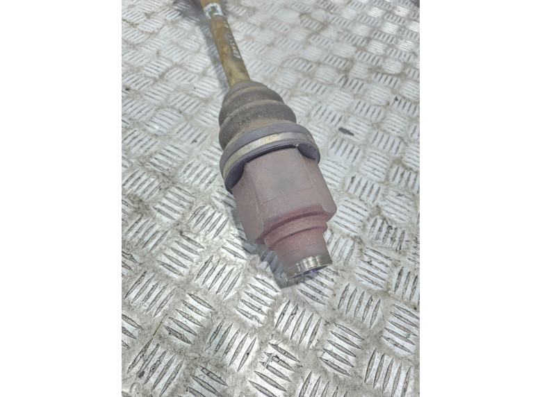 Полуось передняя правая (приводной вал, ШРУС) к Honda Odyssey, 2003г.