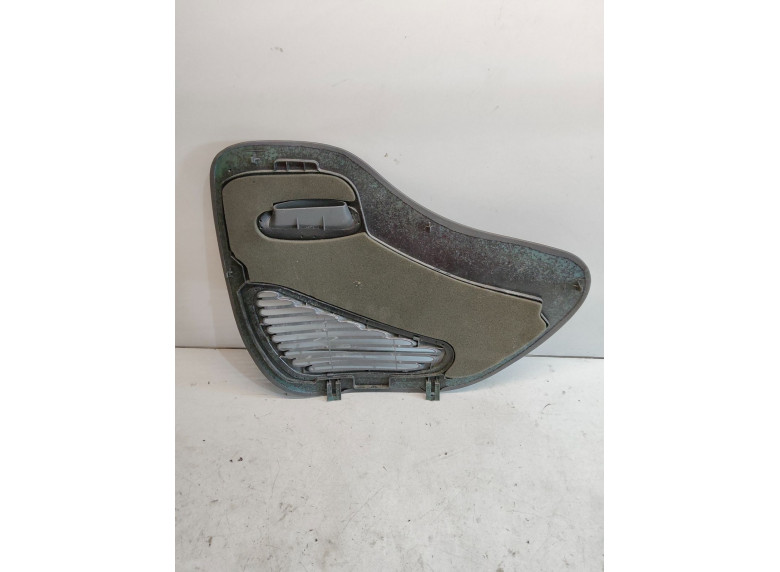 Обшивка багажника к Seat Alhambra, 2004г.