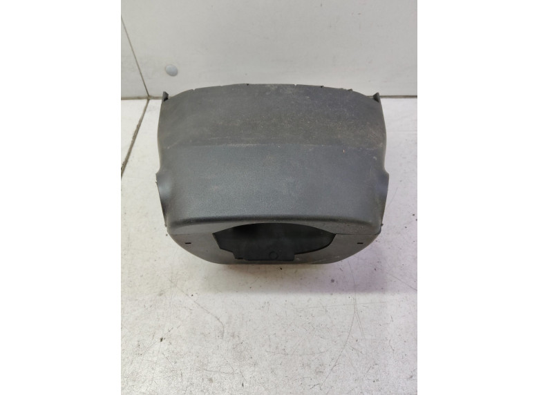 Кожух рулевой колонки к Toyota Auris, 2008г.