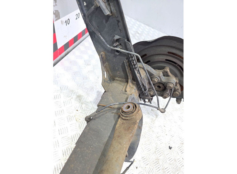 Стабилизатор подвески (поперечной устойчивости) задний к Nissan Primastar, 2004г.