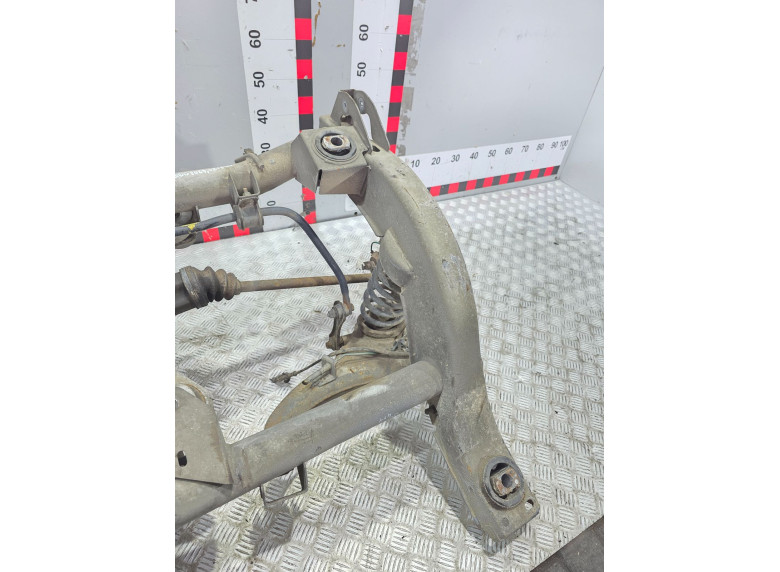 Балка подвески задняя к Renault Scenic RX4, 2002г.