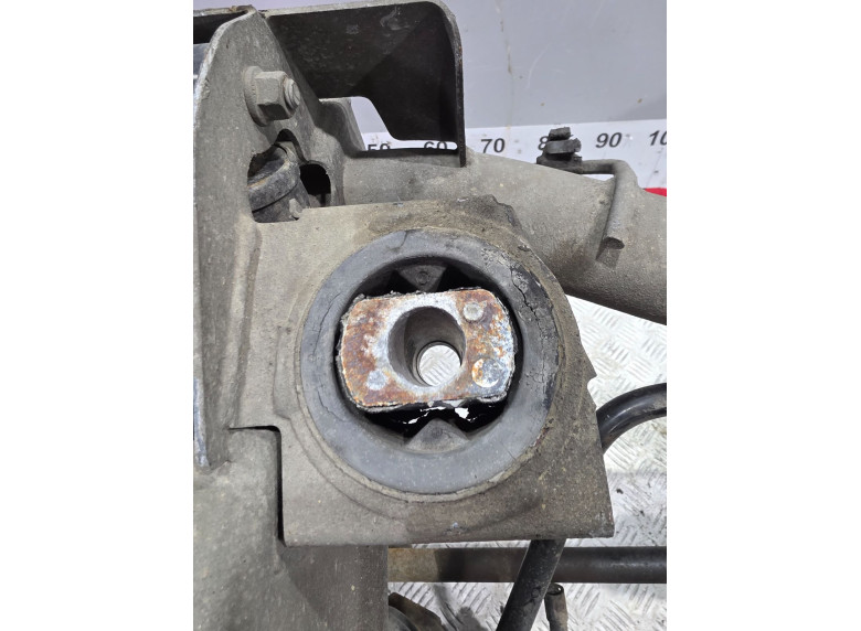 Балка подвески задняя к Renault Scenic RX4, 2002г.