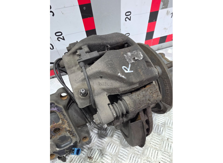 Скоба суппорта заднего к Volkswagen Crafter, 2010г.