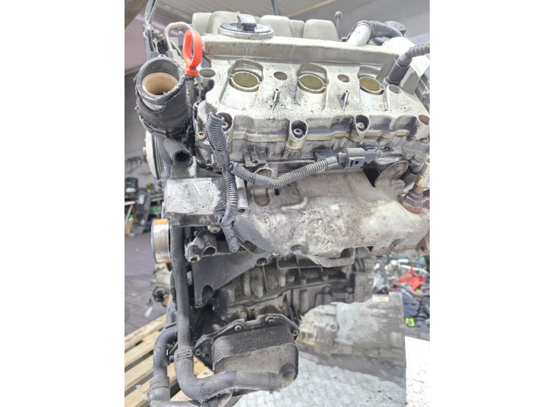 Двигатель к Audi A6, 2006г.