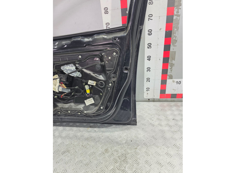 Дверь передняя правая к Volkswagen Passat, 2006г.