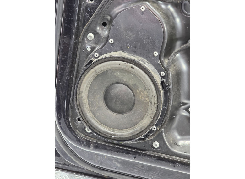 Динамик двери передней правой к Volkswagen Passat, 2006г.