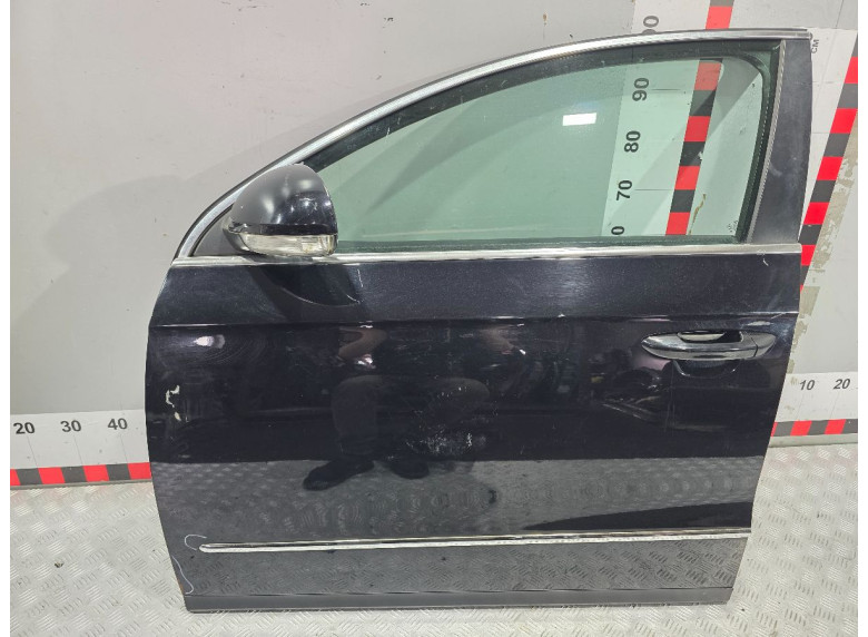Дверь передняя левая к Volkswagen Passat, 2006г.
