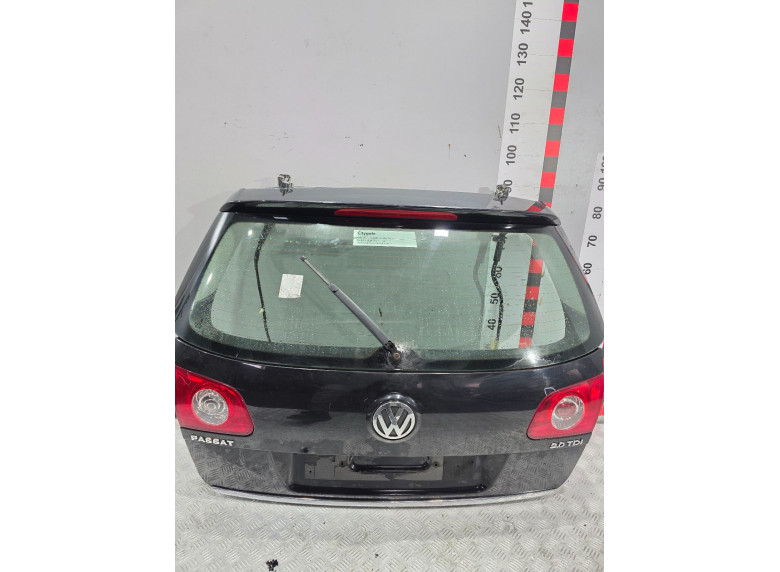 Стоп-сигнал к Volkswagen Passat, 2006г.