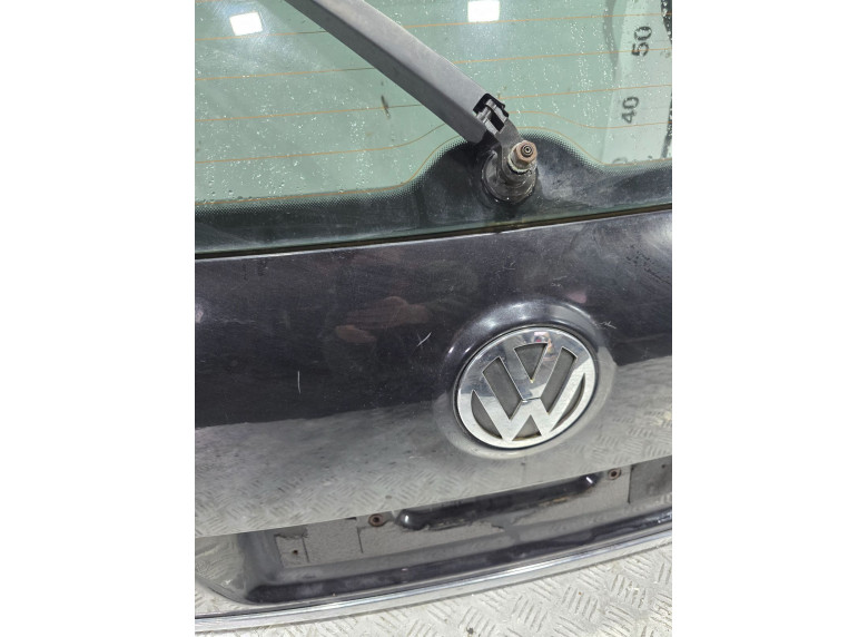 Крышка багажника (дверь 3-5) к Volkswagen Passat, 2006г.