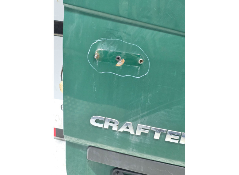 Дверь задняя распашная левая к Volkswagen Crafter, 2010г.