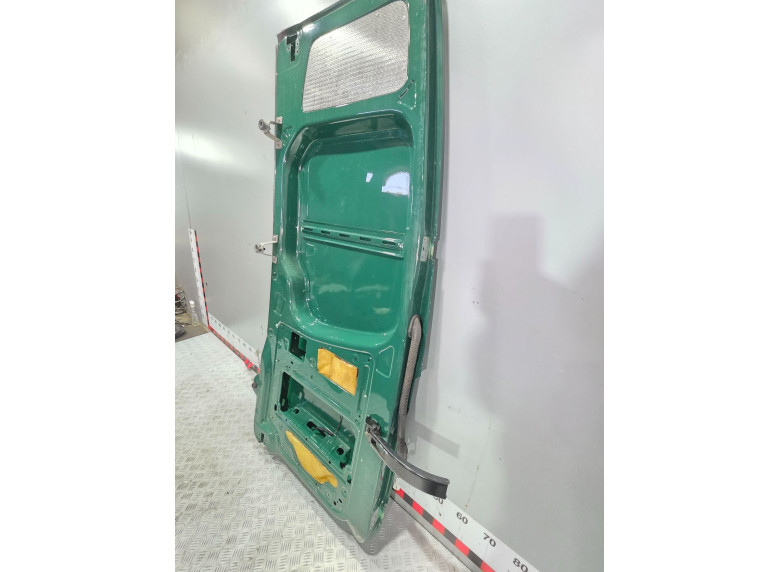 Дверь задняя распашная левая к Volkswagen Crafter, 2010г.