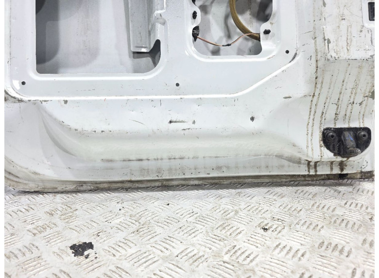 Дверь задняя распашная правая к Renault Master, 2013г.