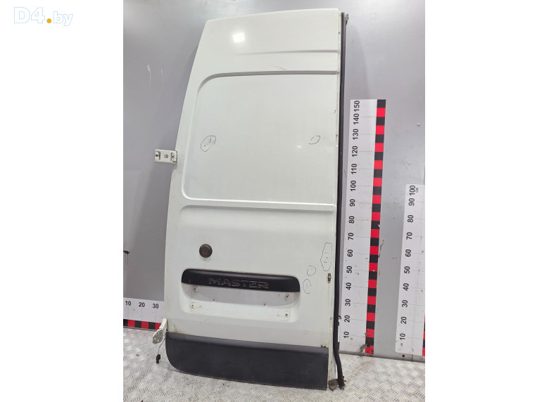 Дверь задняя распашная левая к Renault Master 2013 г.