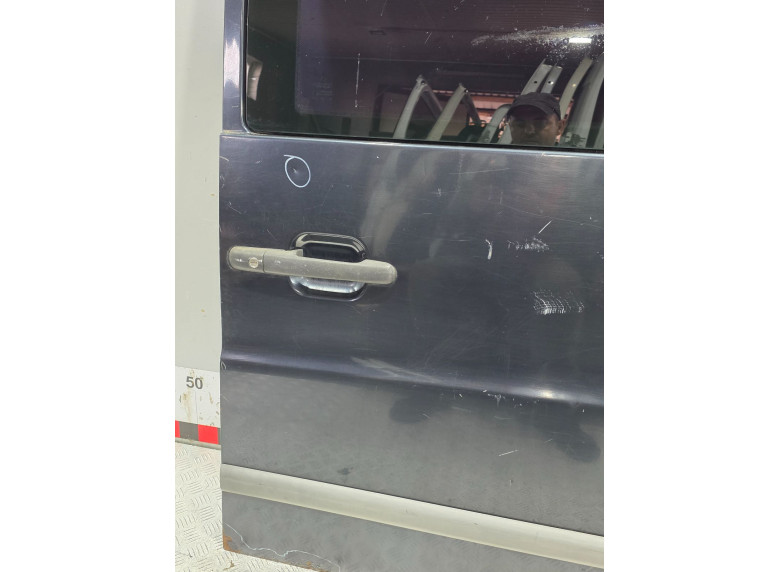 Дверь сдвижная левая к Mercedes Vito W638, 2002г.