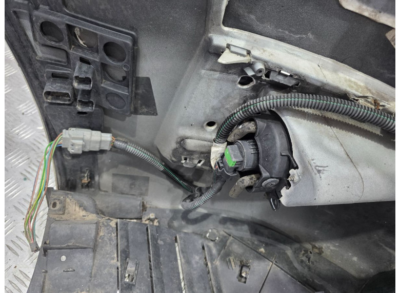 Фара противотуманная левая к Citroen C4 Picasso, 2012г.