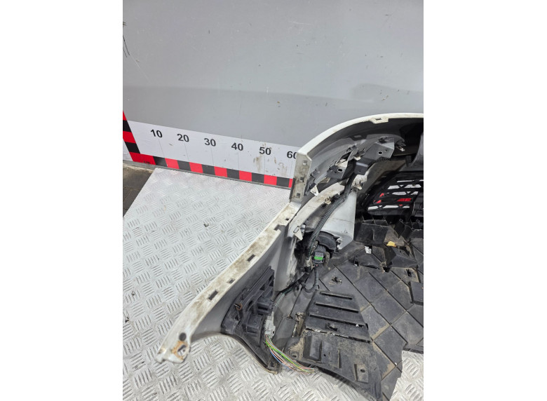 Бампер передний к Citroen C4 Picasso, 2012г.