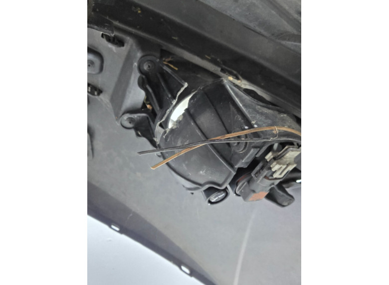Фара противотуманная правая к Chevrolet Cruze, 2009г.