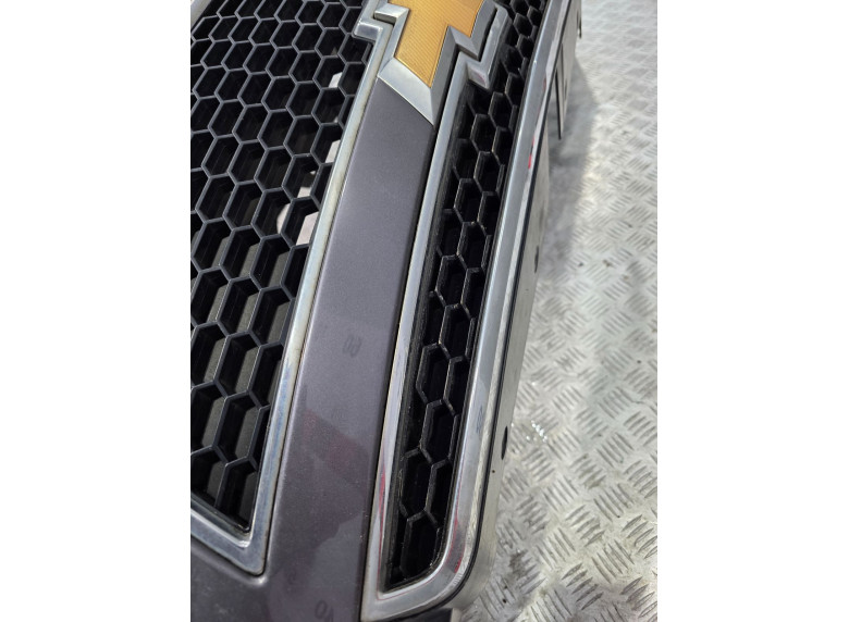 Решетка радиатора к Chevrolet Cruze, 2009г.