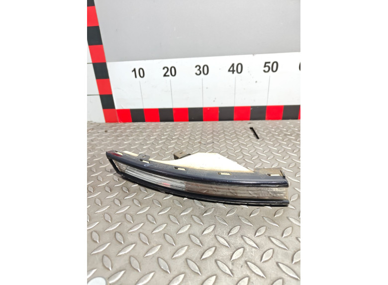 Поворотник правый к Volkswagen Passat, 2006г.