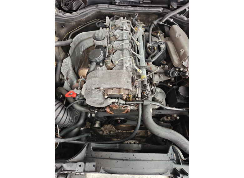 Компрессор кондиционера к Mercedes E W210, 1999г.
