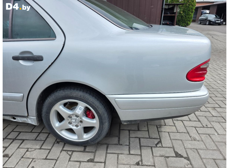Четверть передняя левая к Mercedes EW210 1998 г.