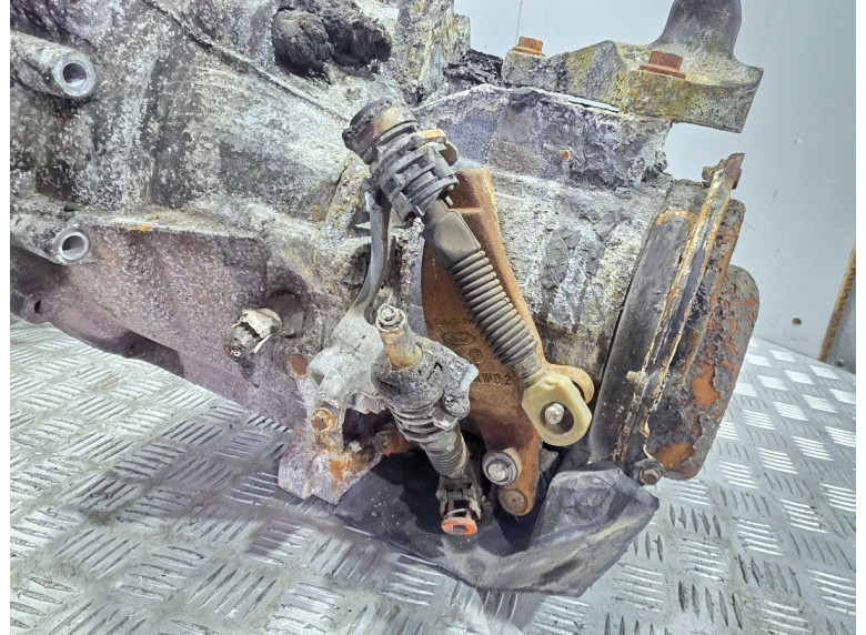 КПП механическая (МКПП) к Ford Fiesta, 2006г.