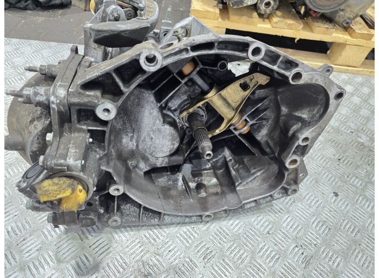 КПП механическая (МКПП) к Peugeot 607, 2004г.