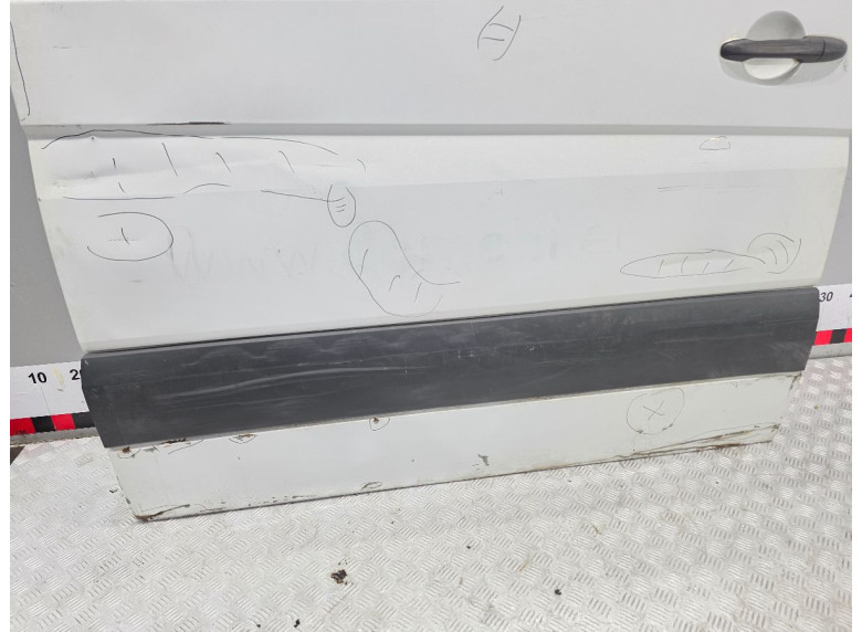 Дверь сдвижная правая к Mercedes Sprinter, 2010г.