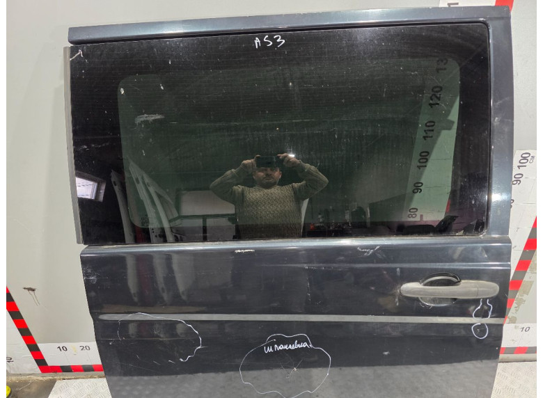 Дверь сдвижная правая к Mercedes Vito W639, 2006г.