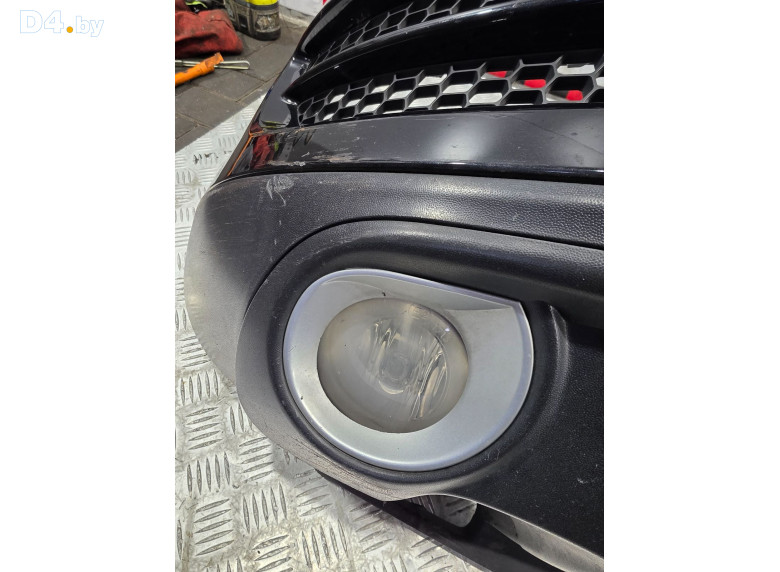 Фара противотуманная правая к Volkswagen Touareg 2008 г.