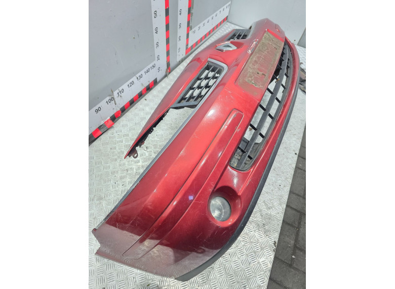 Бампер передний к Renault Laguna, 2007г.