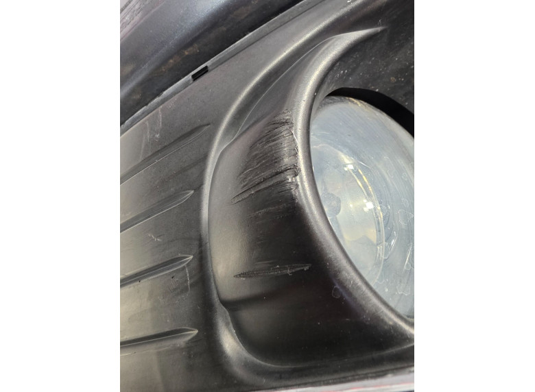 Рамка фары противотуманной правой к Citroen C4 Picasso, 2011г.