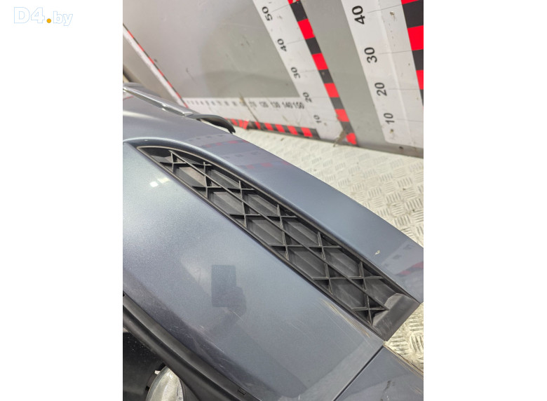 Заглушка (решетка) в бампер передний к Citroen C4Picasso 2011 г.