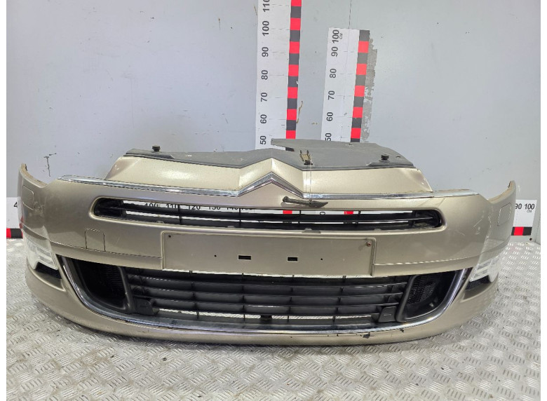 Бампер передний к Citroen C5, 2010г.
