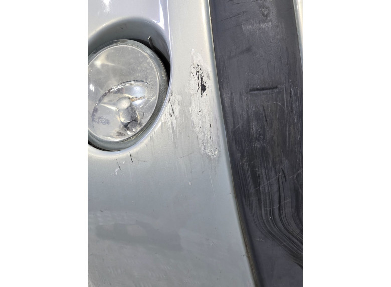 Бампер передний к Renault Scenic, 2001г.