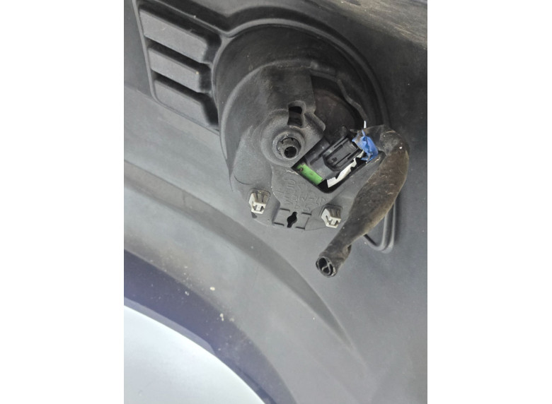 Фара противотуманная правая к Suzuki SX4, 2013г.