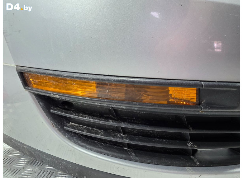 Поворотник правый к Volkswagen Passat 2006 г.