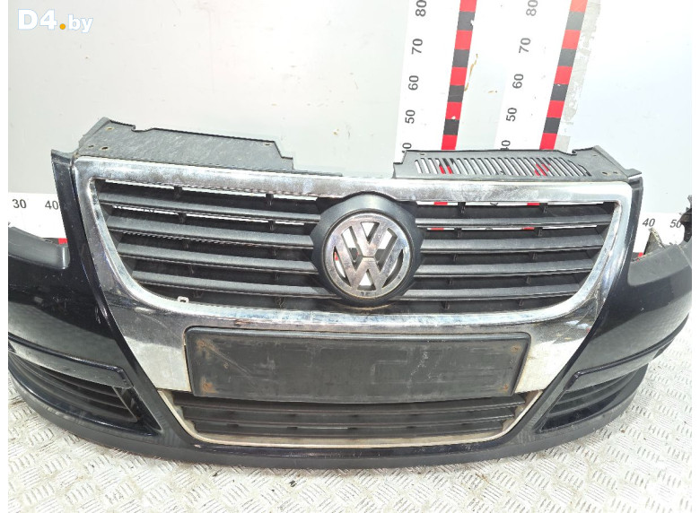 Решетка радиатора к Volkswagen Passat 2006 г.