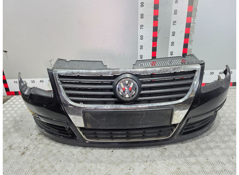 Бампер передний к Volkswagen Passat, 2006г.