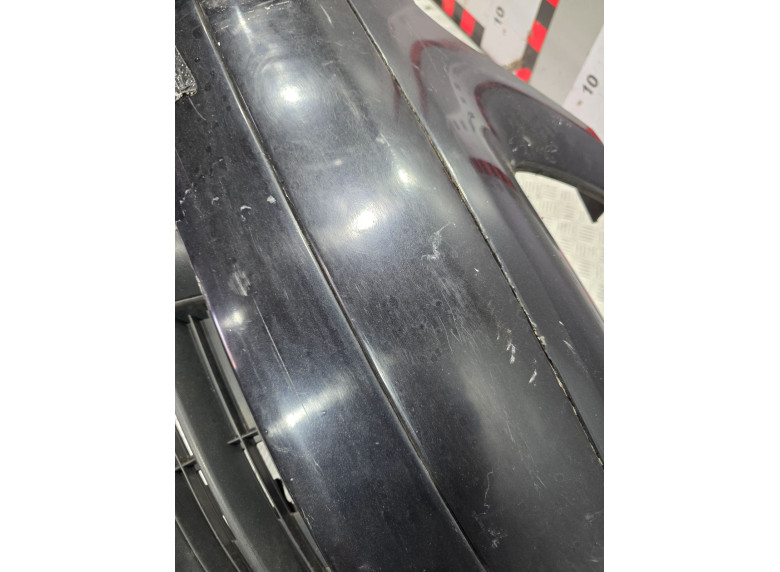 Бампер передний к Volkswagen Touran, 2005г.