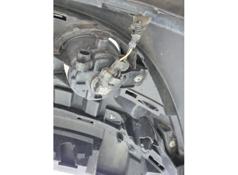 Фара противотуманная правая к Renault Espace, 2004г.