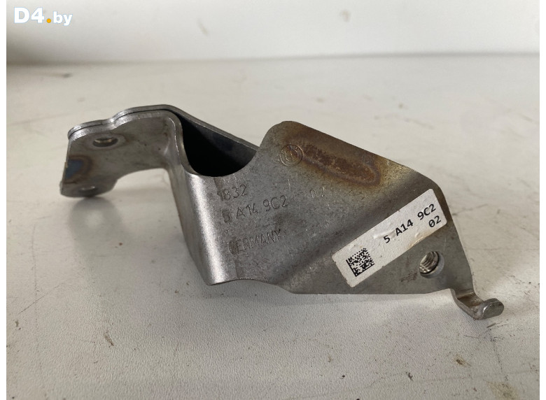 Кронштейн крепления катализатора к BMW XMG09 2023 г.