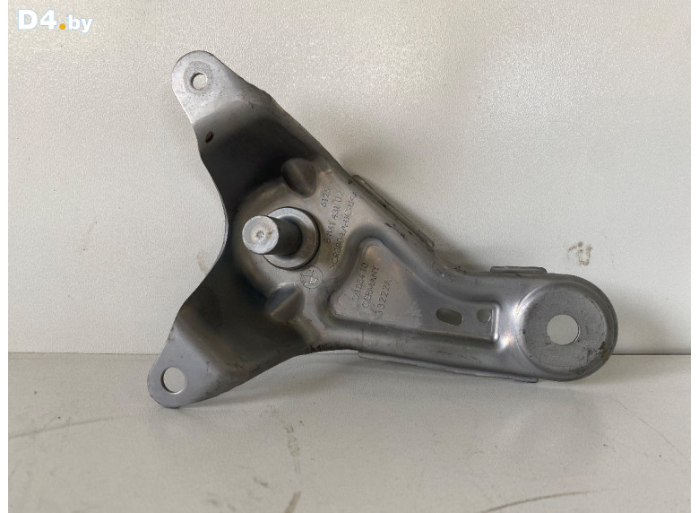 Планка крепления аккумулятора к BMW XMG09 2023 г.