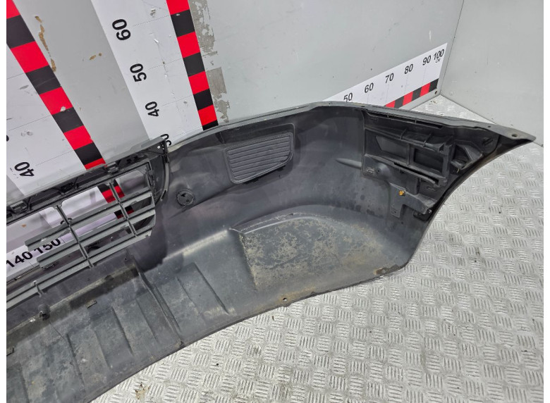 Бампер передний к Volkswagen Crafter, 2009г.