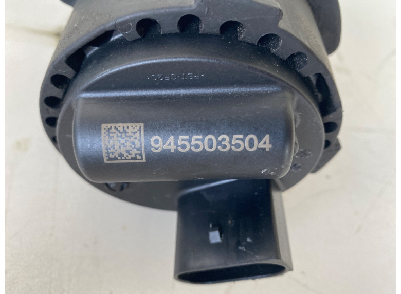 Насос антифриза дополнительный к BMW X6 G06, 2023г.