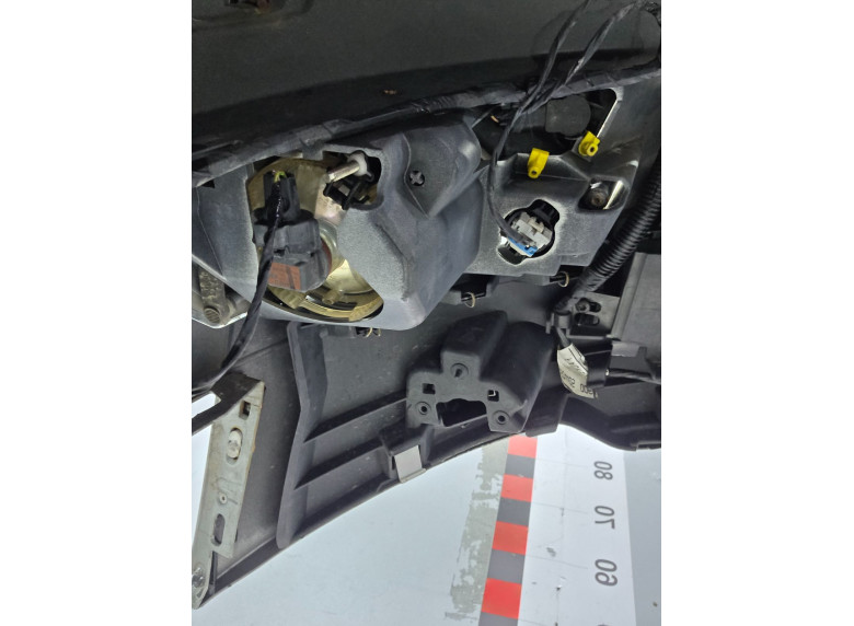 Фара противотуманная левая к Citroen C5, 2010г.