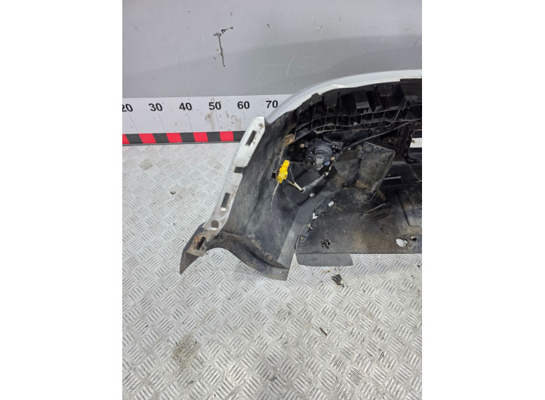 Бампер передний к Renault Scenic, 2006г.